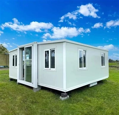 Casa de contenidors d'enviament